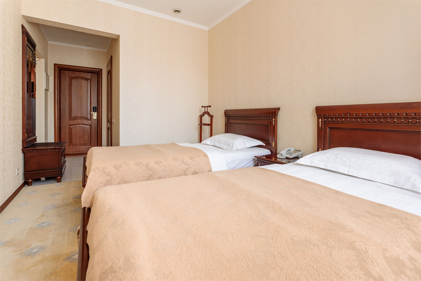 бизнес твин (1)